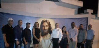Acto de entrega pública de los murales de la piedad