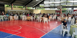 Fiesta navideña del ayuntamiento de Moca