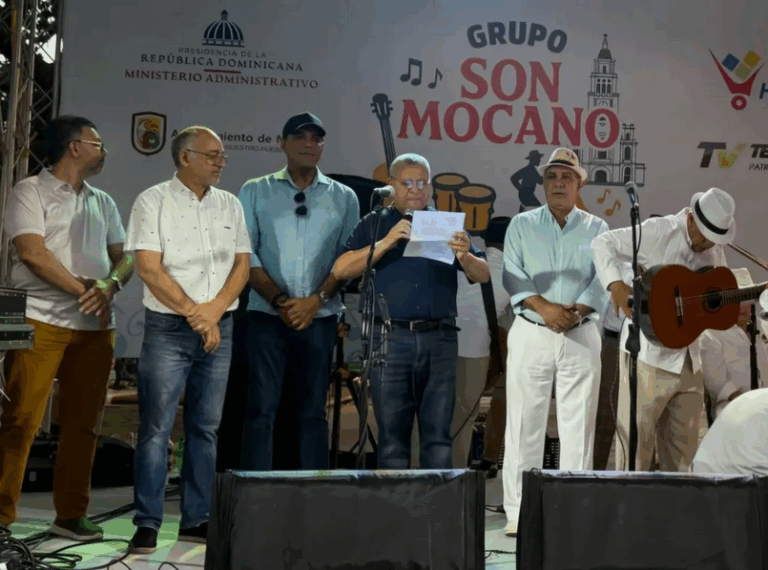 Moca Vibra al Ritmo de «Fiesta del Son Mocano» con un Rotundo Éxito en su Noche Inaugural