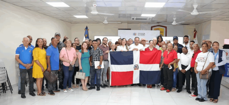 El Defensor del Pueblo lleva «Diálogo en tu comunidad» a Moca