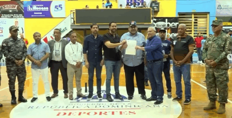 Ayuntamiento de Moca Refuerza el Baloncesto Superior con Importante Aporte Económico