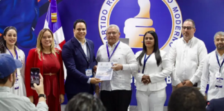 Autoridades y servidores municipales de Moca sustentan trabajo final de Diplomado en Gestión Municipal
