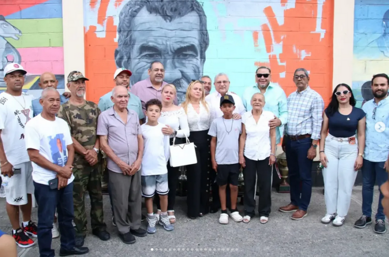 Moca rinde homenaje póstumo a Jesús María Hidalgo «Sam» con un emotivo mural a su memoria y legado deportivo